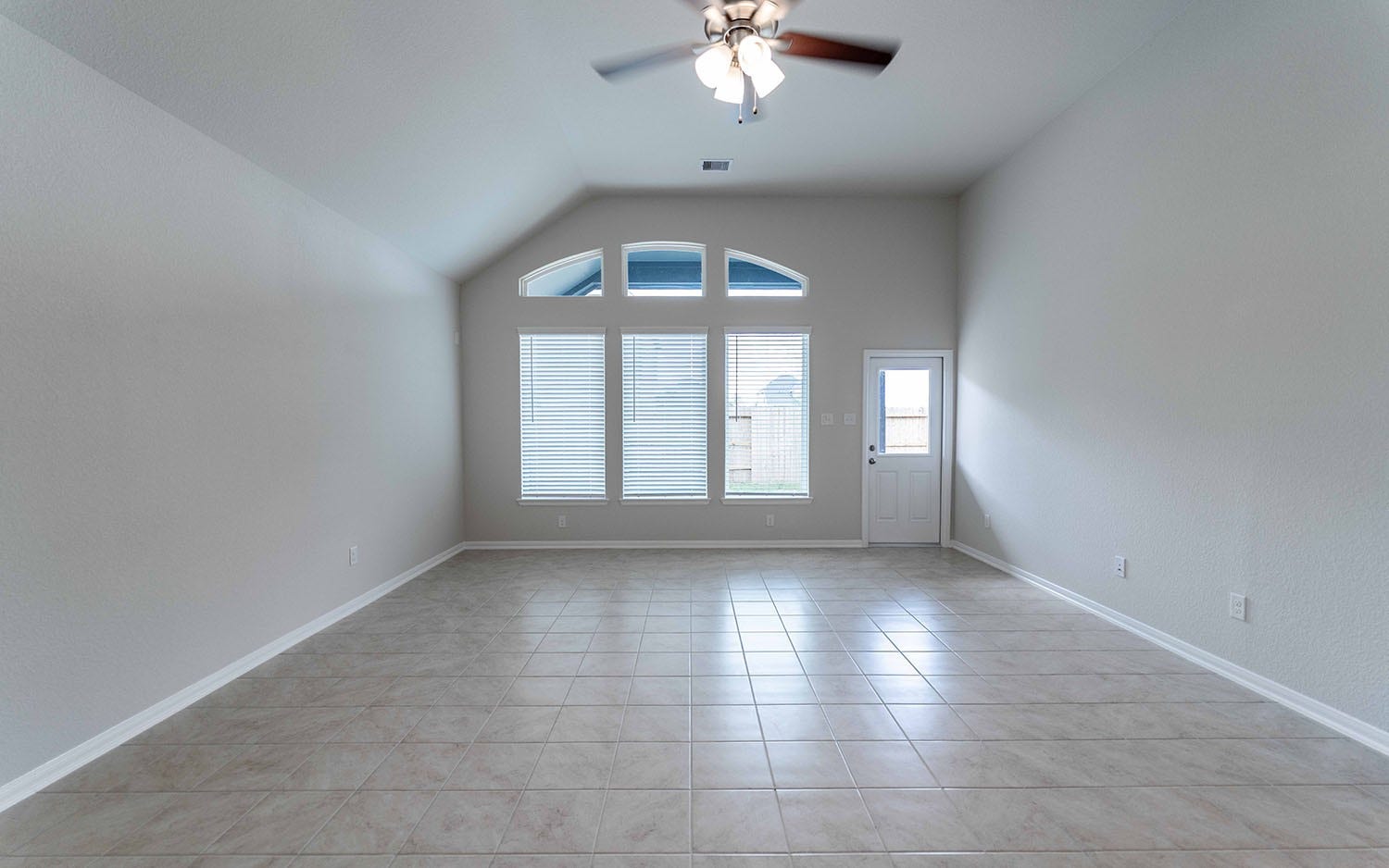 2710 Jasper Oaks Drive, Iowa Colony, TX 77583 2710 Jasper Oaks Drive, Iowa Colony, TX 77583