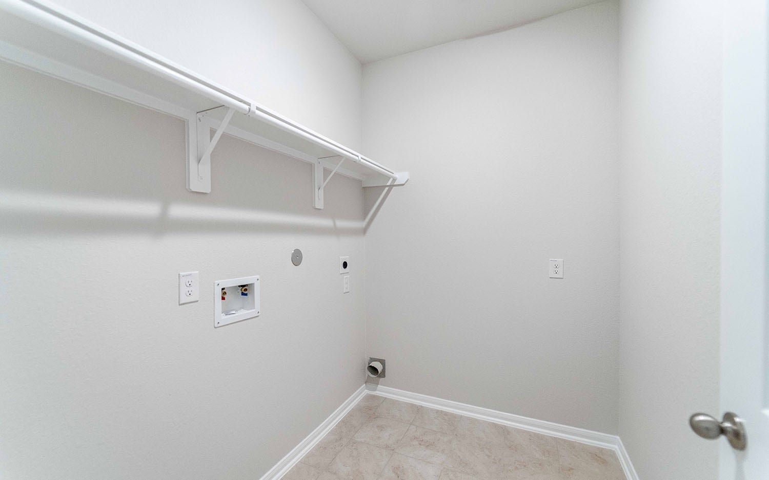 2710 Jasper Oaks Drive, Iowa Colony, TX 77583 2710 Jasper Oaks Drive, Iowa Colony, TX 77583