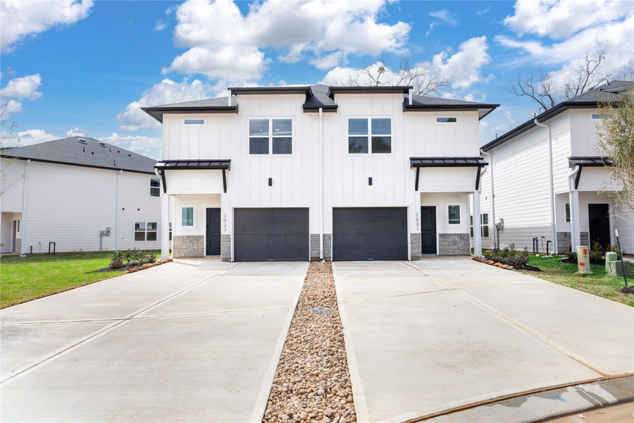 Property photo for 1947 Longmire Villas Court, Conroe, TX