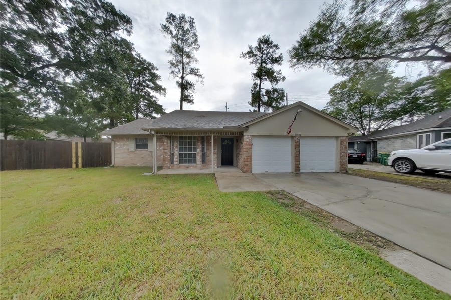 Property photo for 22806 Wild Moss Street, Tomball, TX