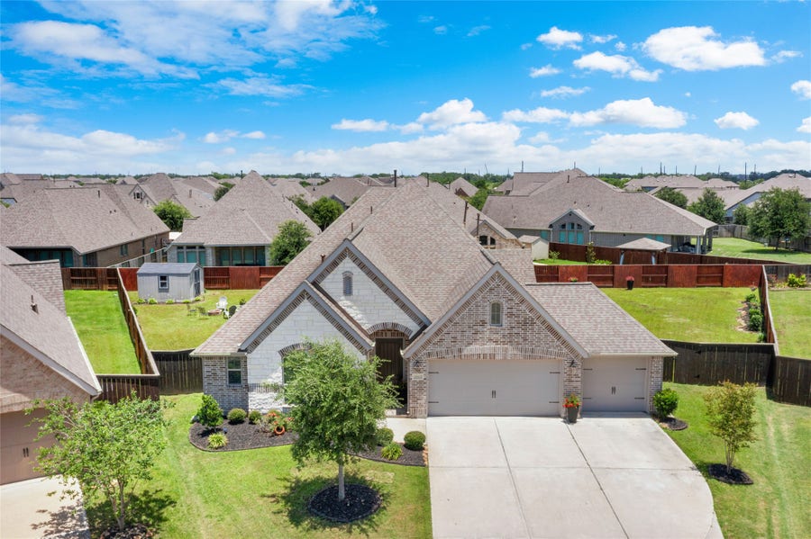 Property photo for 10423 Kahlo Court, Iowa Colony, TX