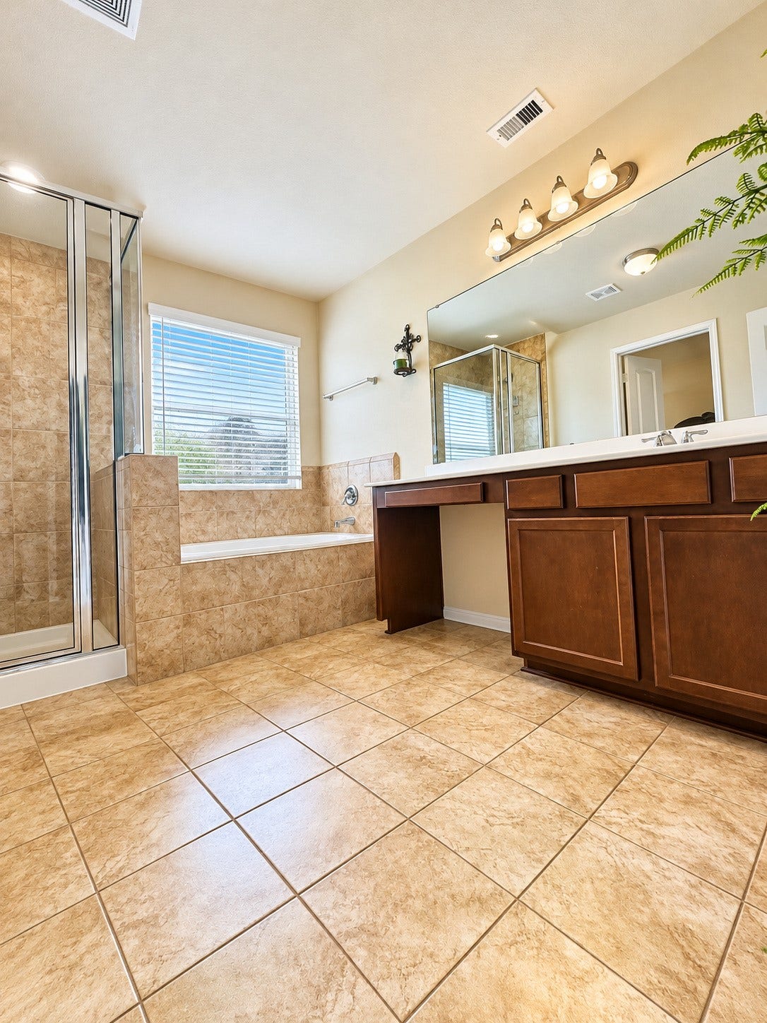 14226 Rim Side Trail, Houston, TX 77045 14226 Rim Side Trail, Houston, TX 77045