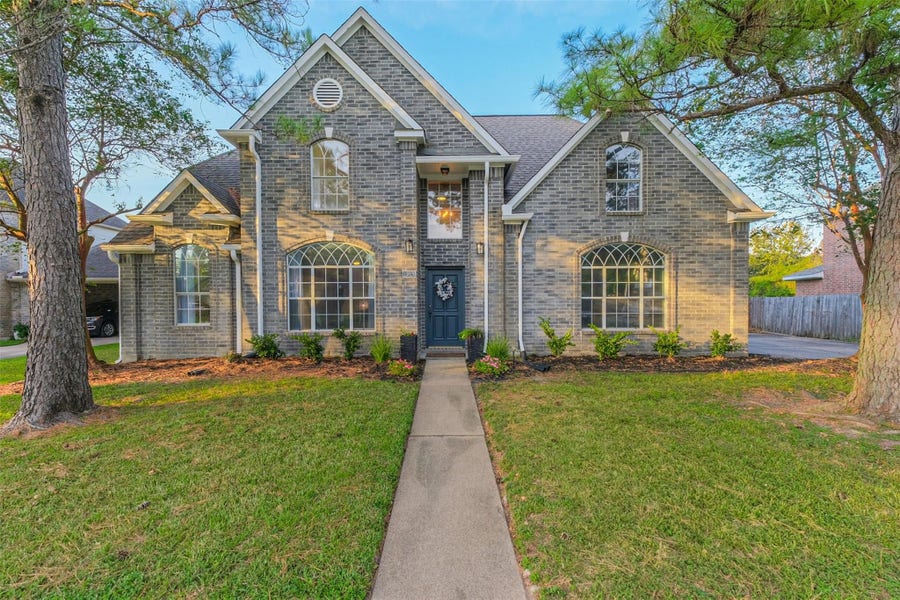 Property photo for 19826 Dusty Creek Drive, Katy, TX