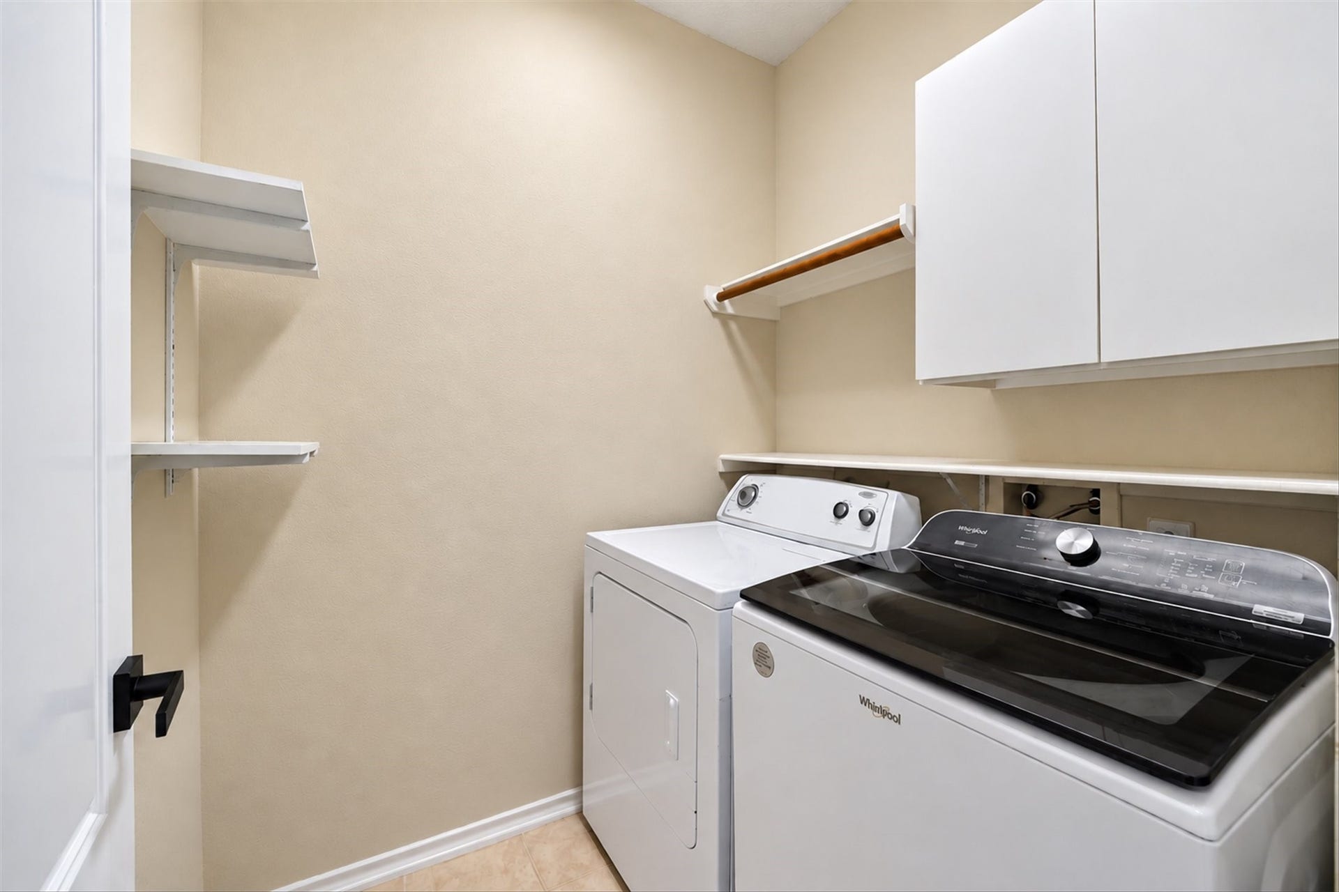11707 River Vine Court, Tomball, TX 77377 Laundry room