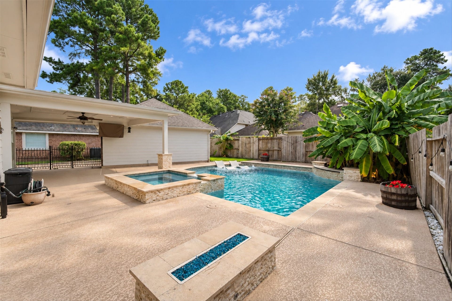 11707 River Vine Court, Tomball, TX 77377 11707 River Vine Court, Tomball, TX 77377