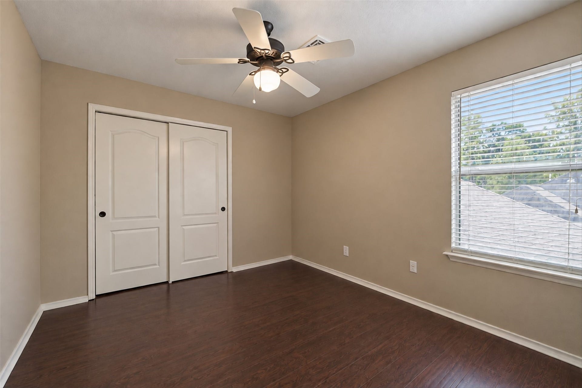 11707 River Vine Court, Tomball, TX 77377 Bedroom upstairs