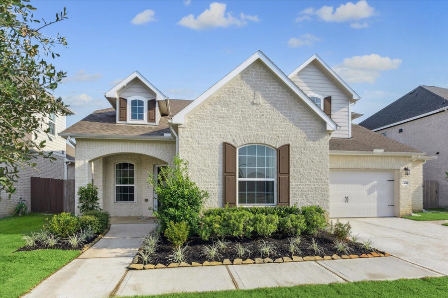 Property photo for 24318 Winter Lakes Drive, Katy, TX