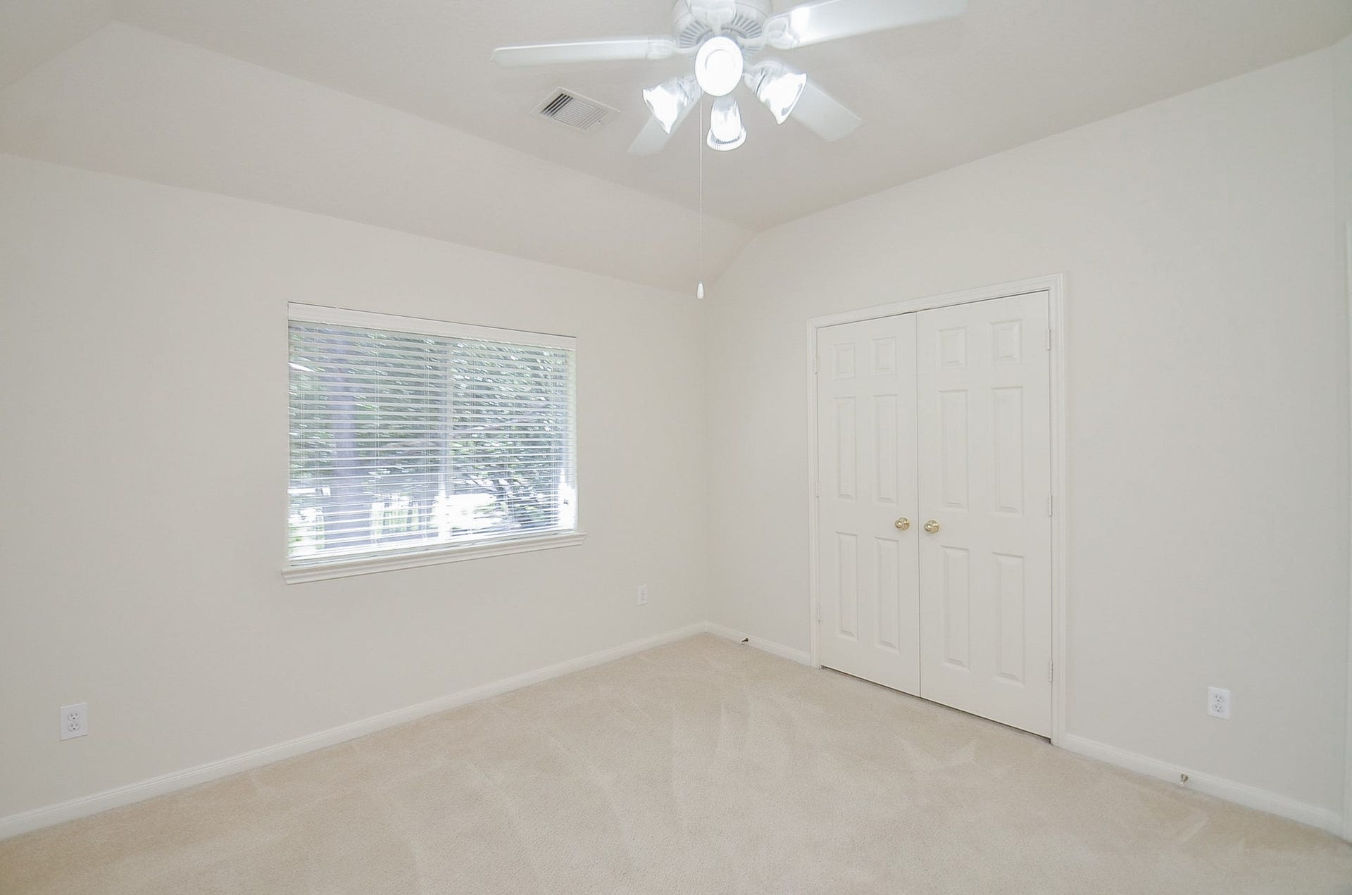 4746 Autumn Orchard Lane, Katy, TX 77494 The second bedroom two is a spacious retreat, ideal for relaxation and restful sleep.