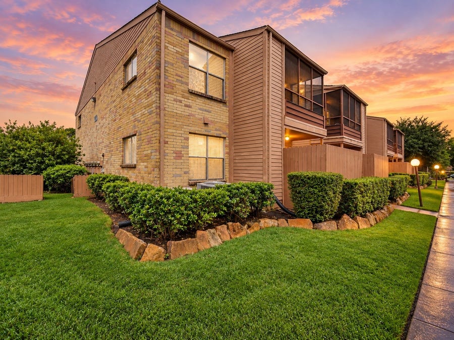 Property photo for 10555 Turtlewood Court, #1716, Houston, TX