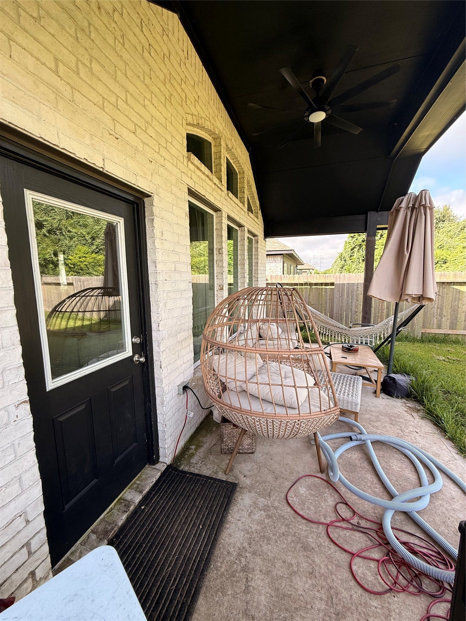 23609 Zinfandel Drive, Alvin, TX 77511 covered patio
