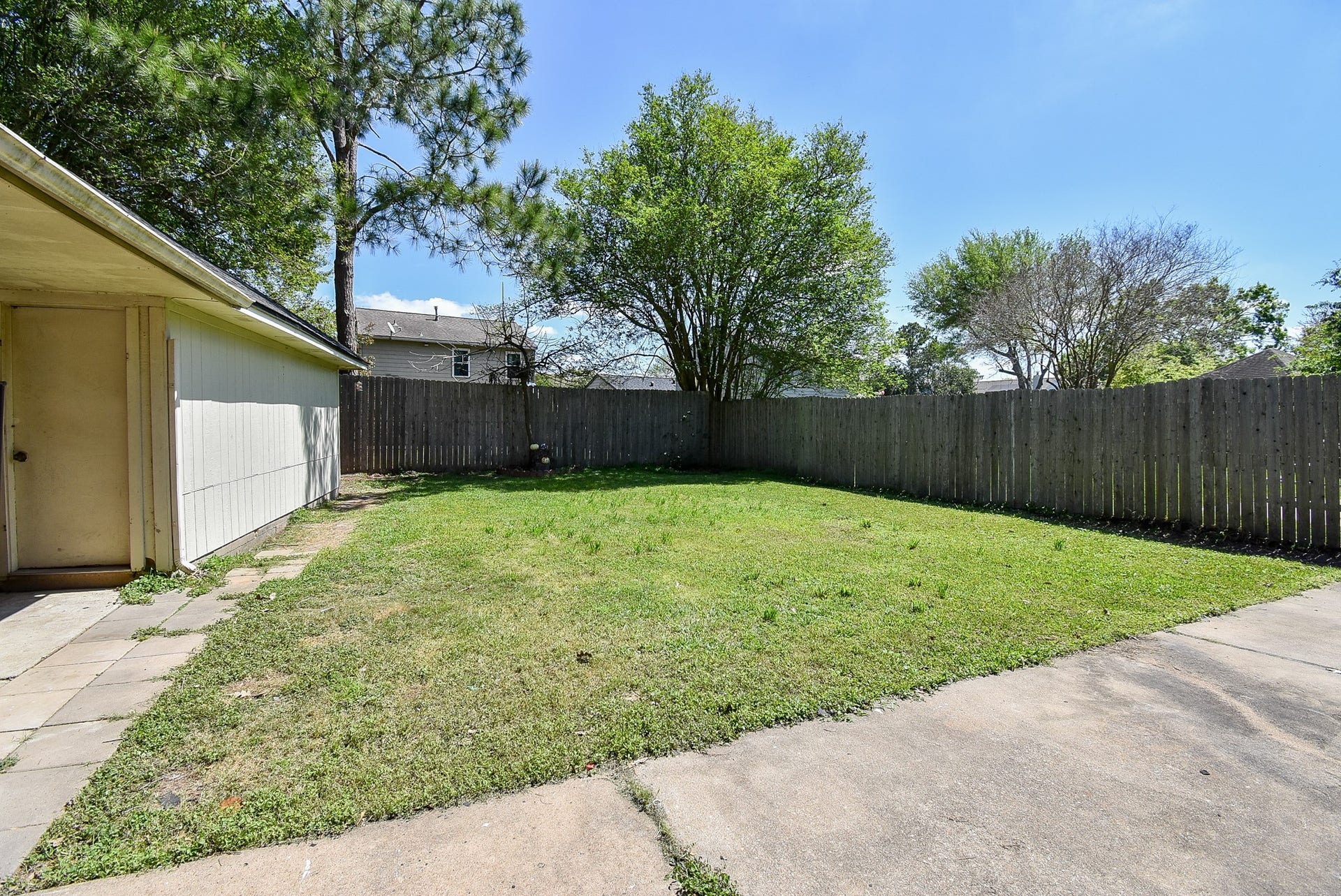 4311 Glen Avon Drive, Pasadena, TX 77505 4311 Glen Avon Drive, Pasadena, TX 77505