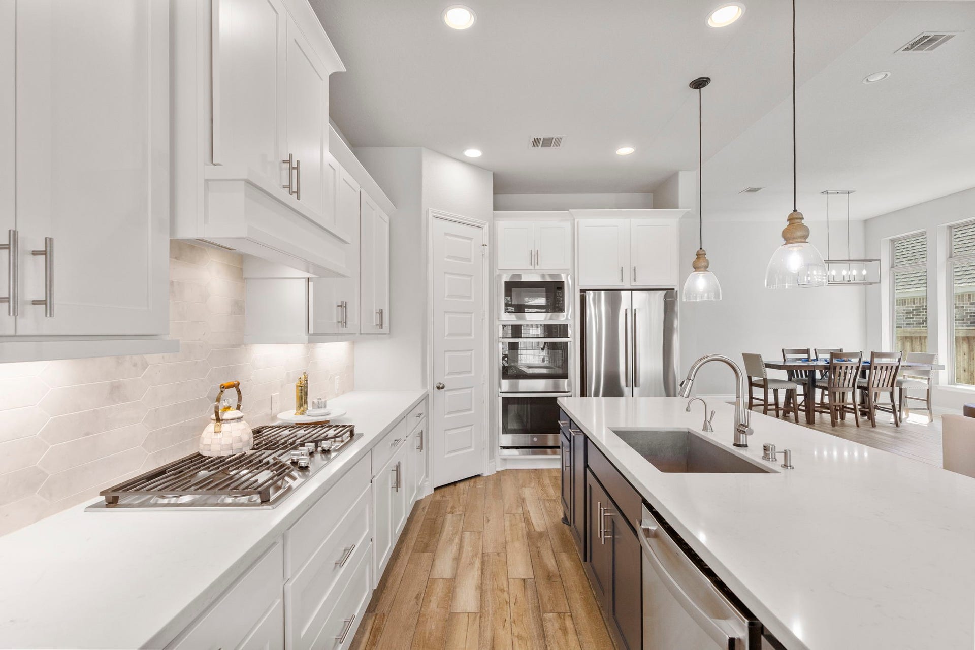 28309 Sterling Oak Drive, Spring, TX 77386 28309 Sterling Oak Drive, Spring, TX 77386