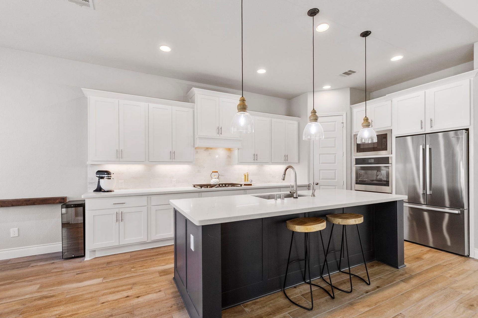 28309 Sterling Oak Drive, Spring, TX 77386 28309 Sterling Oak Drive, Spring, TX 77386