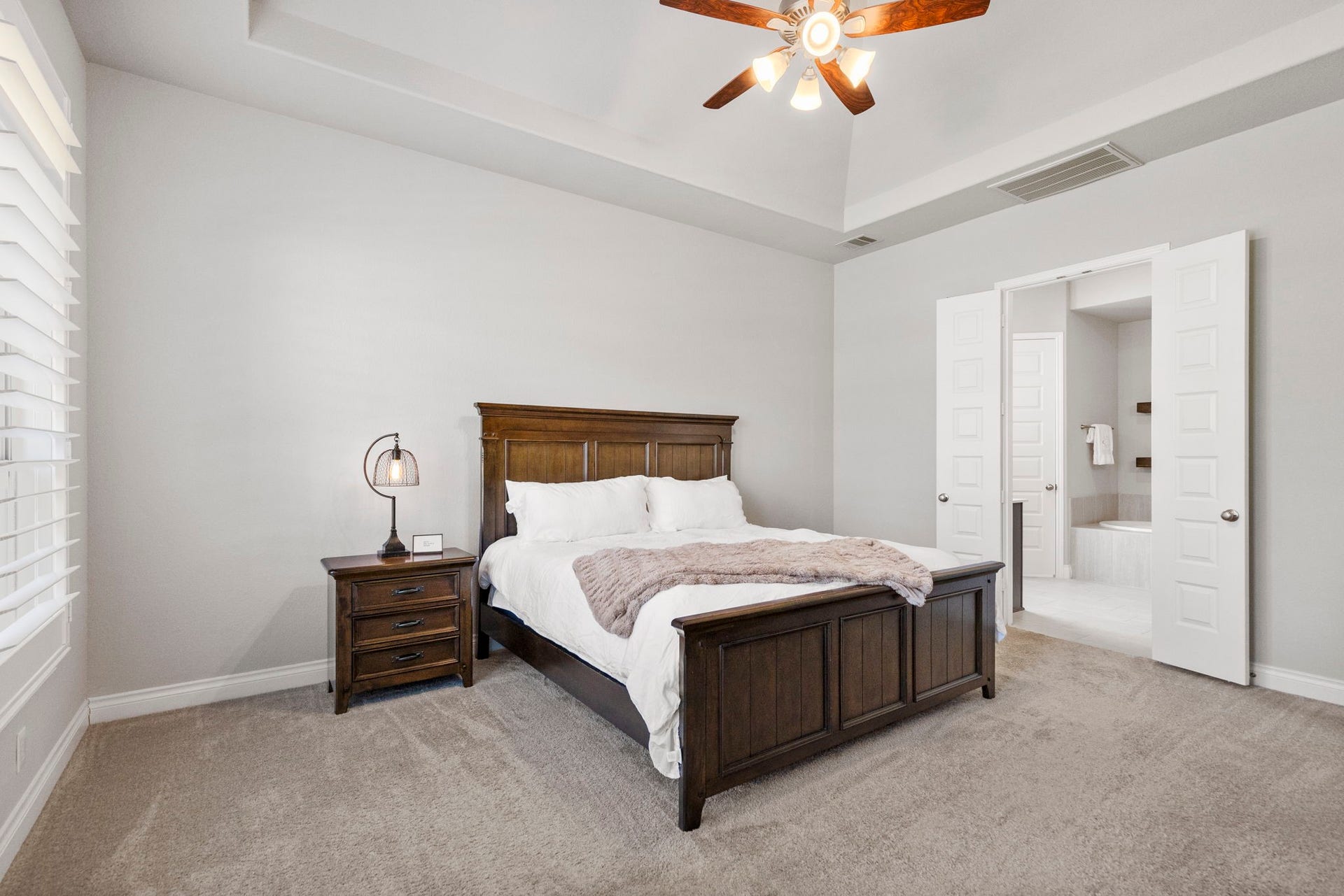 28309 Sterling Oak Drive, Spring, TX 77386 28309 Sterling Oak Drive, Spring, TX 77386