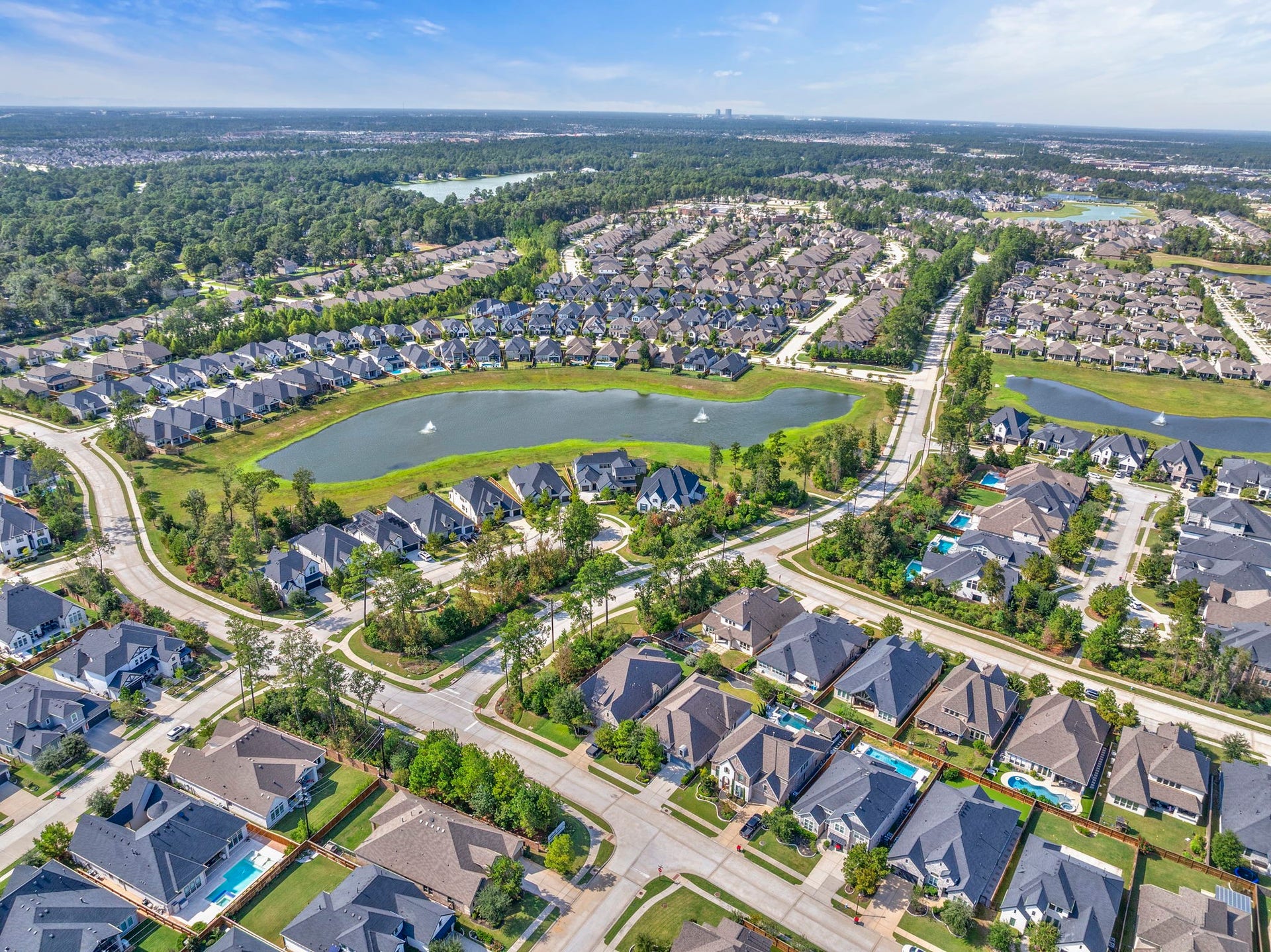 28309 Sterling Oak Drive, Spring, TX 77386 28309 Sterling Oak Drive, Spring, TX 77386