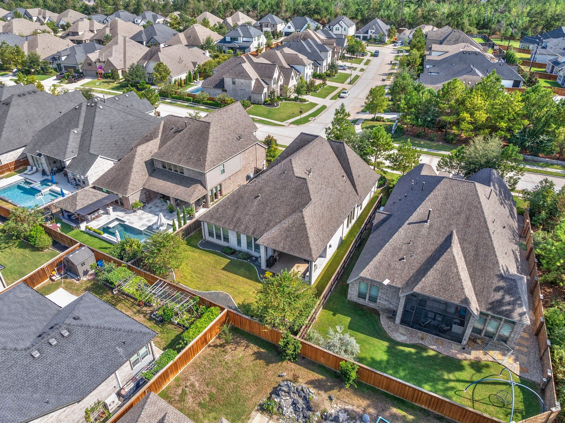 28309 Sterling Oak Drive, Spring, TX 77386 28309 Sterling Oak Drive, Spring, TX 77386
