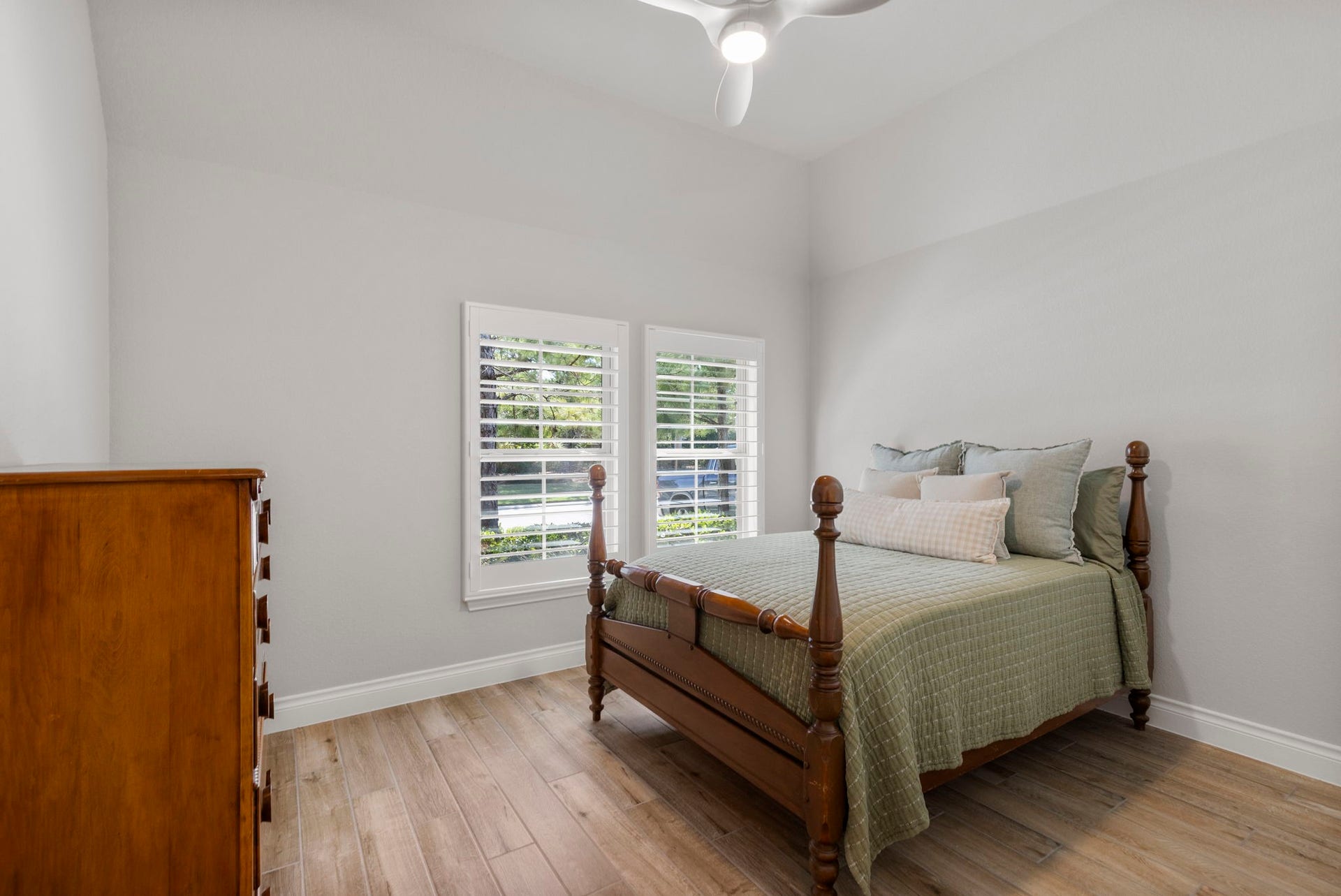 28309 Sterling Oak Drive, Spring, TX 77386 Secondary bedroom #1