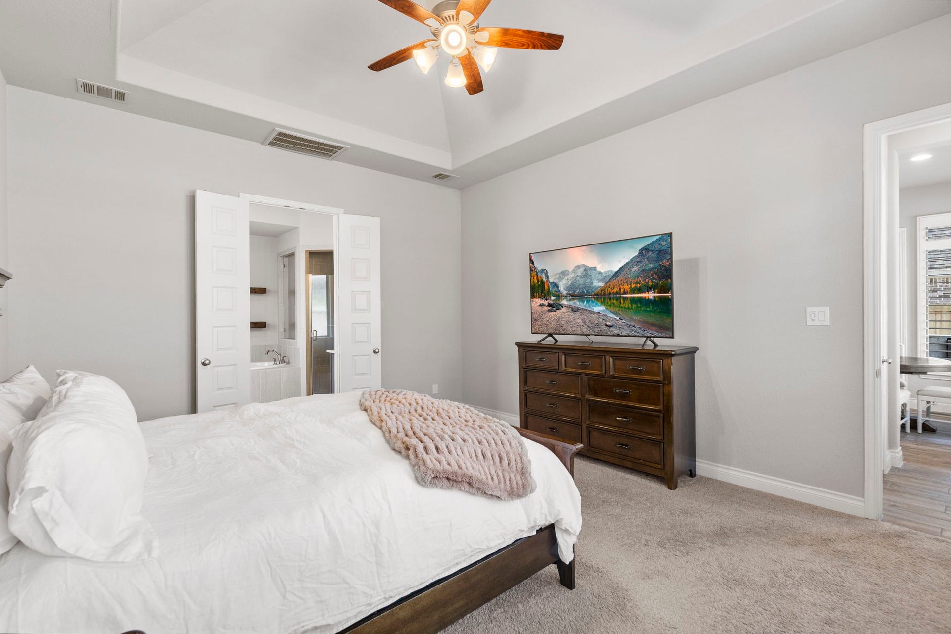 28309 Sterling Oak Drive, Spring, TX 77386 28309 Sterling Oak Drive, Spring, TX 77386