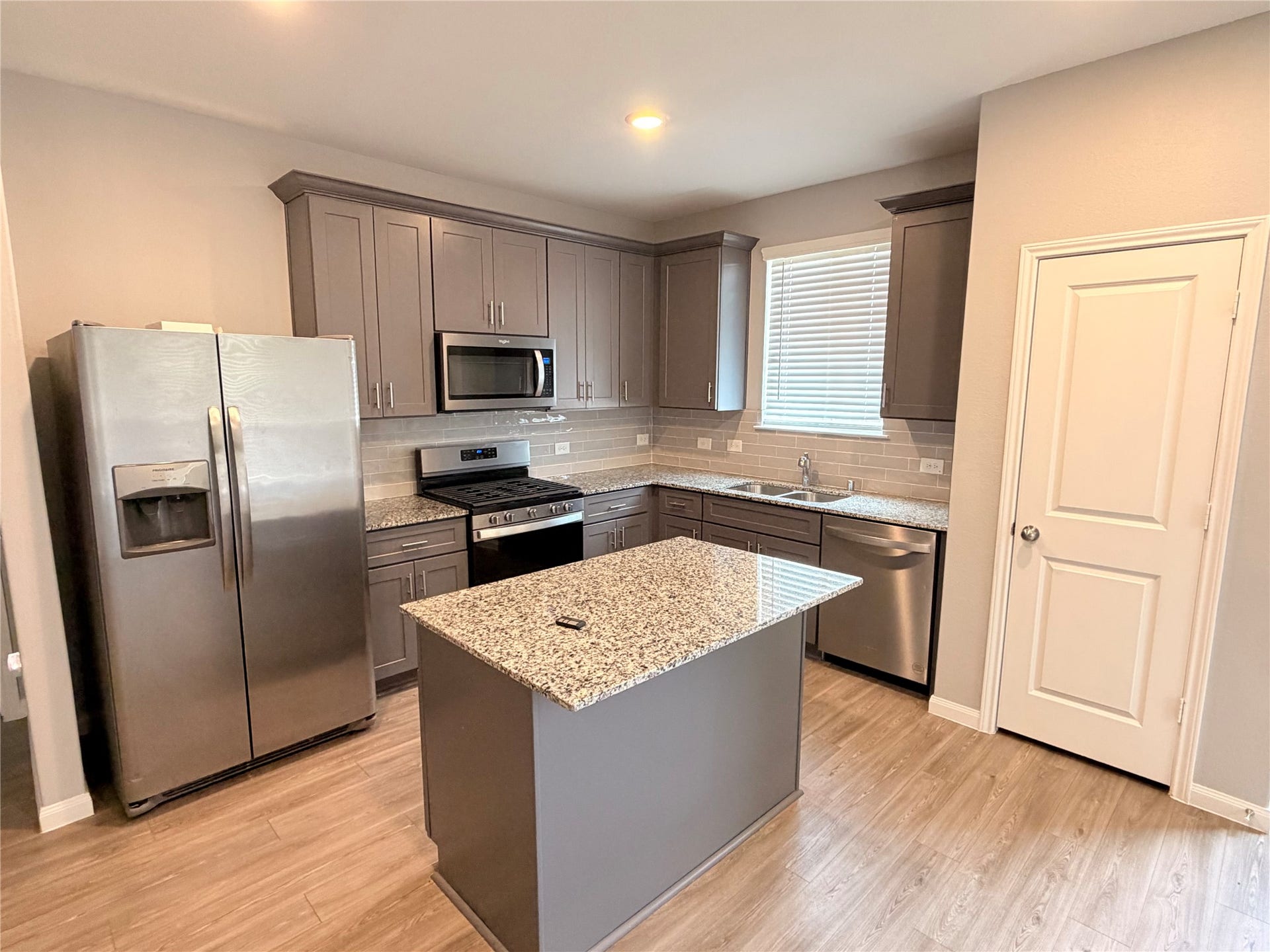 25619 Balsamroot Drive, Magnolia, TX 77355