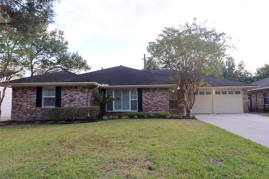 Property photo for 4839 Mcdermed Drive, Houston, TX