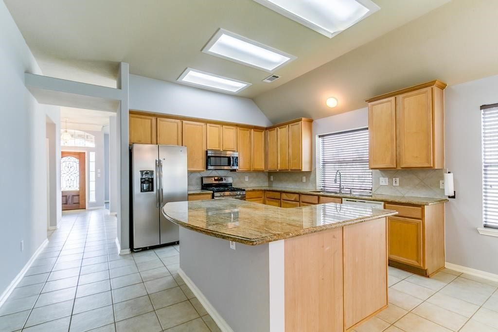 16802 Village View Trail, Sugar Land, TX 77498