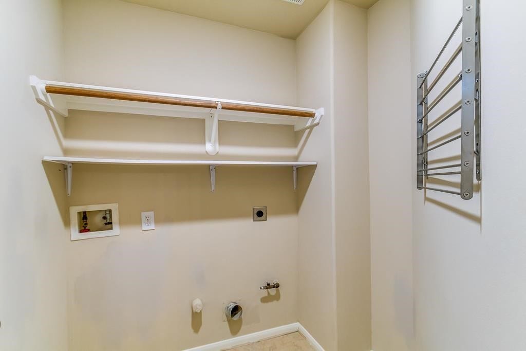 16802 Village View Trail, Sugar Land, TX 77498