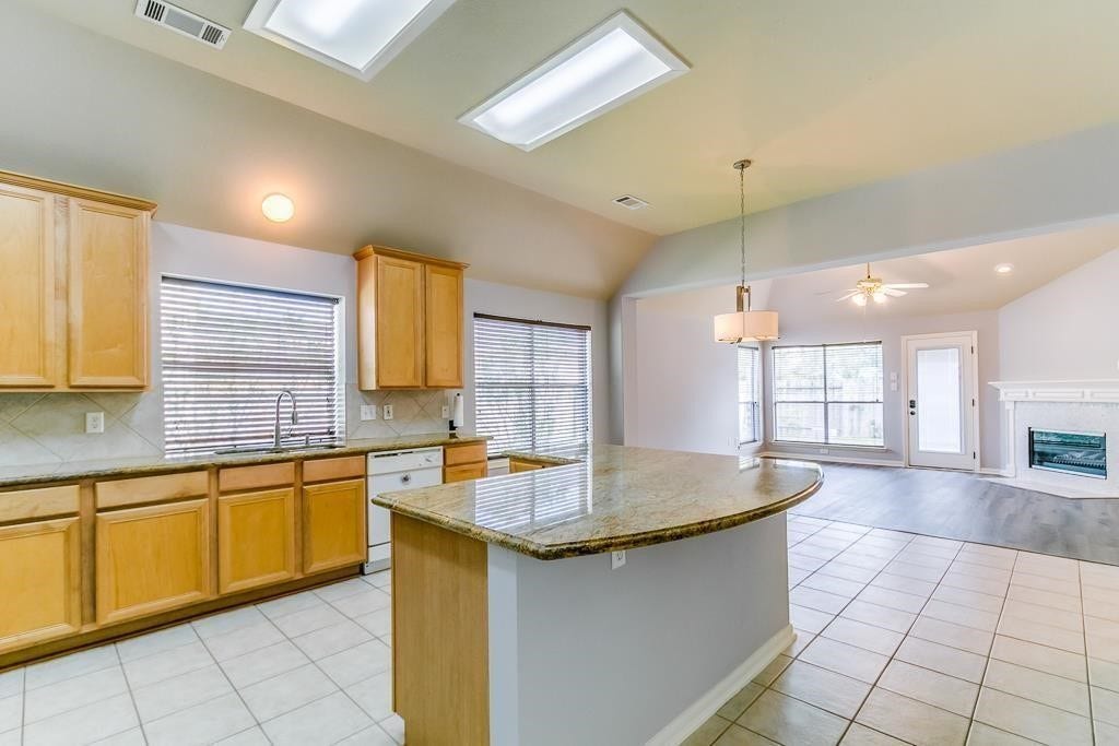 16802 Village View Trail, Sugar Land, TX 77498