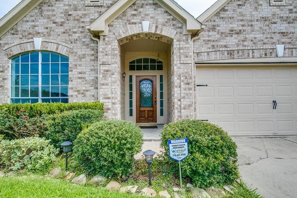 16802 Village View Trail, Sugar Land, TX 77498