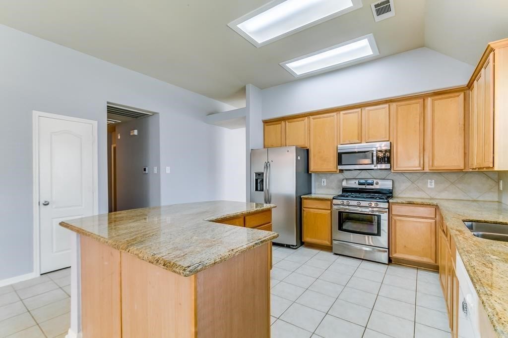 16802 Village View Trail, Sugar Land, TX 77498