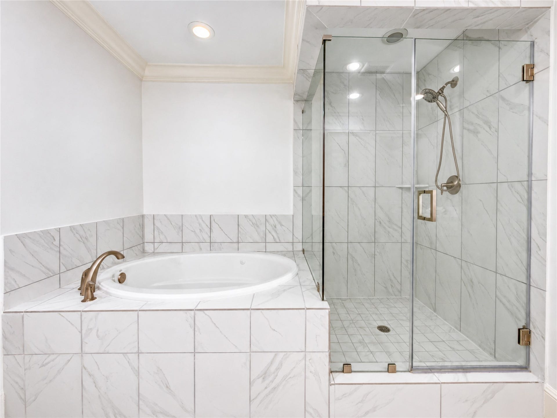 13605 Teal Bluff Lane, Houston, TX 77077