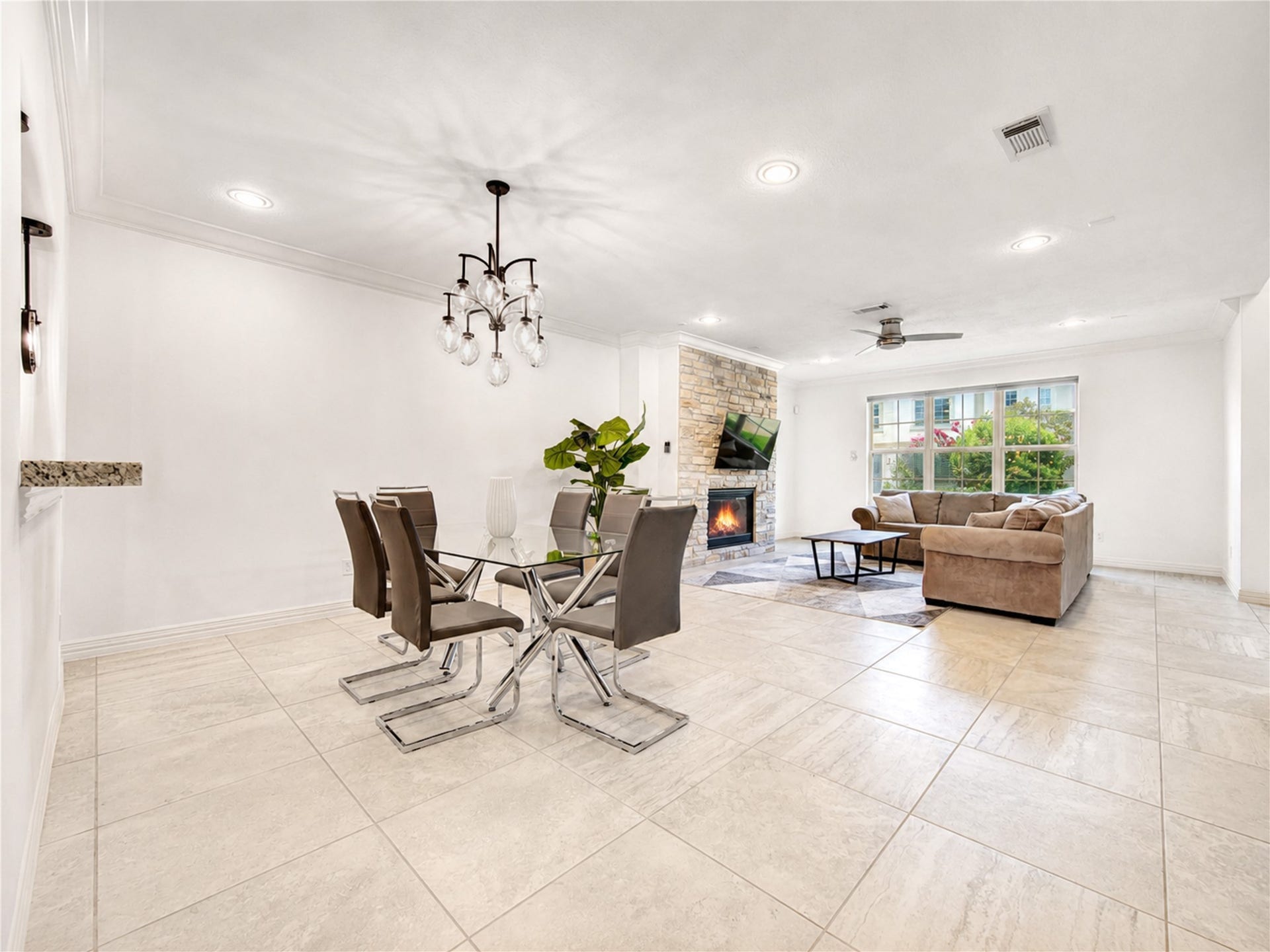 13605 Teal Bluff Lane, Houston, TX 77077