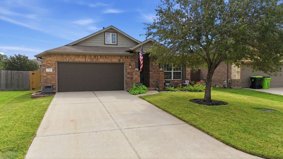 Property photo for 336 Country Crossing Circle, Magnolia, TX