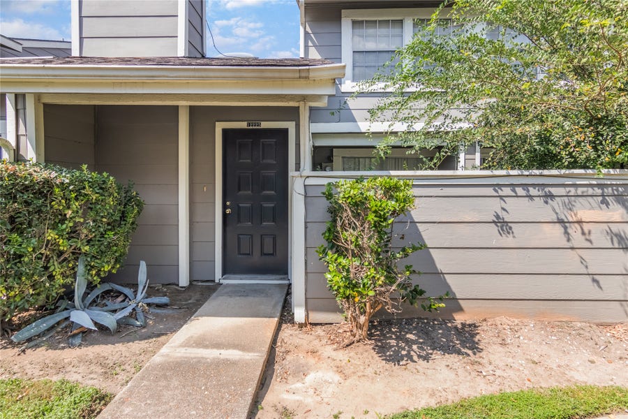 Property photo for 12225 Sandpiper Drive, #122, Houston, TX