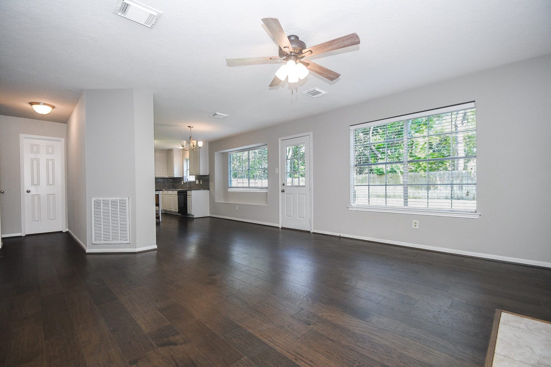 18622 Islandbreeze Drive, Spring, TX 77379 18622 Islandbreeze Drive, Spring, TX 77379