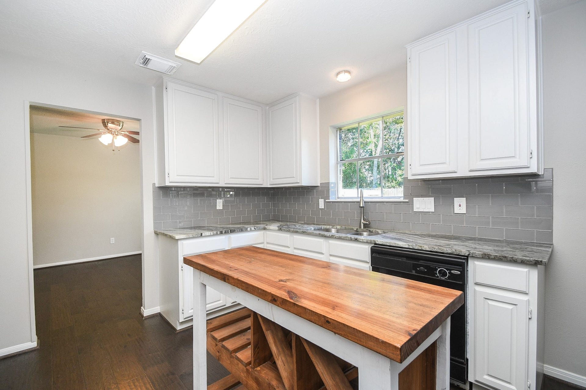 18622 Islandbreeze Drive, Spring, TX 77379 18622 Islandbreeze Drive, Spring, TX 77379
