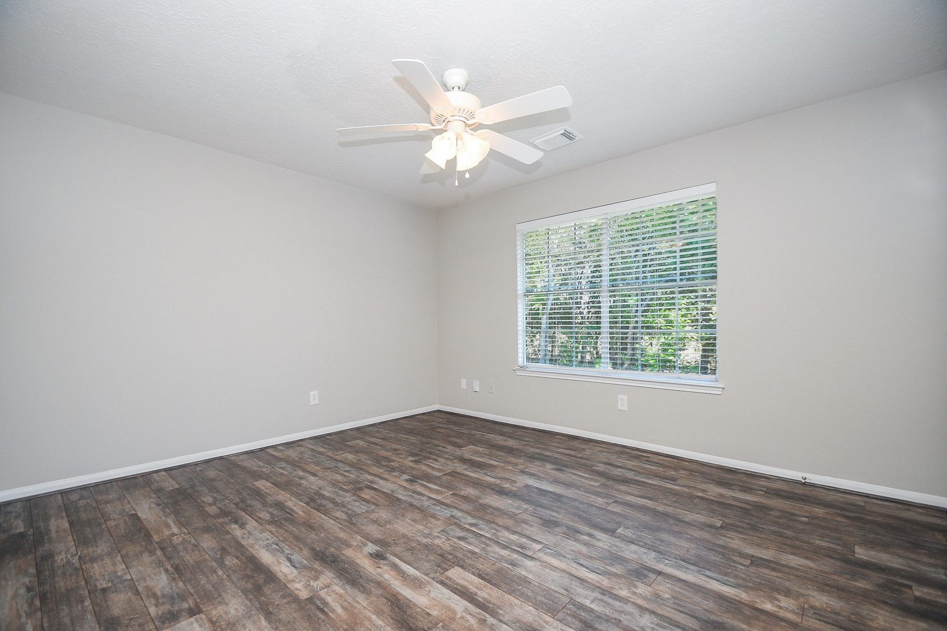 18622 Islandbreeze Drive, Spring, TX 77379 This room has solid surfaced flooring and can be used as a study or another bedroom.