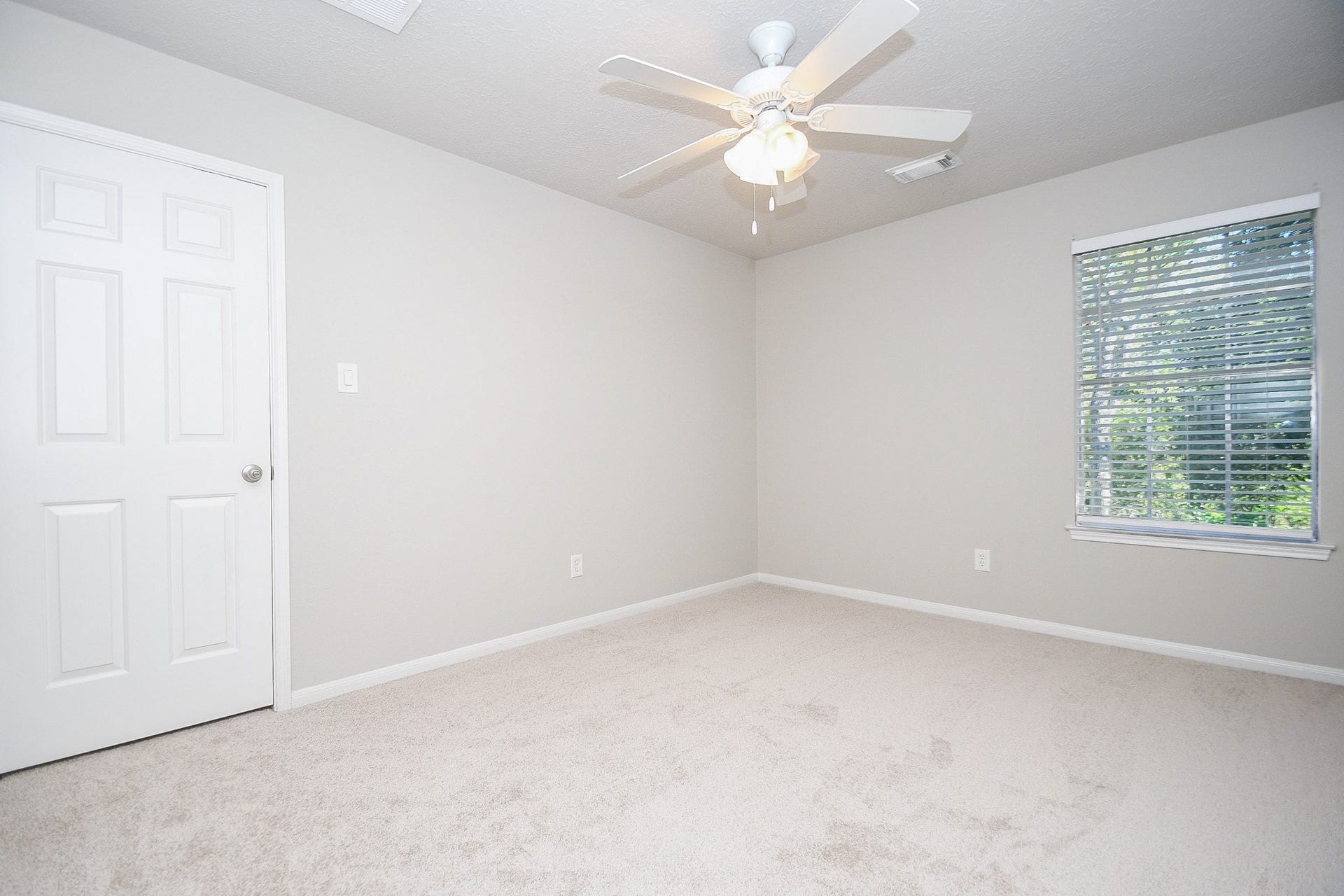 18622 Islandbreeze Drive, Spring, TX 77379 Secondary bedrooms are all good sized