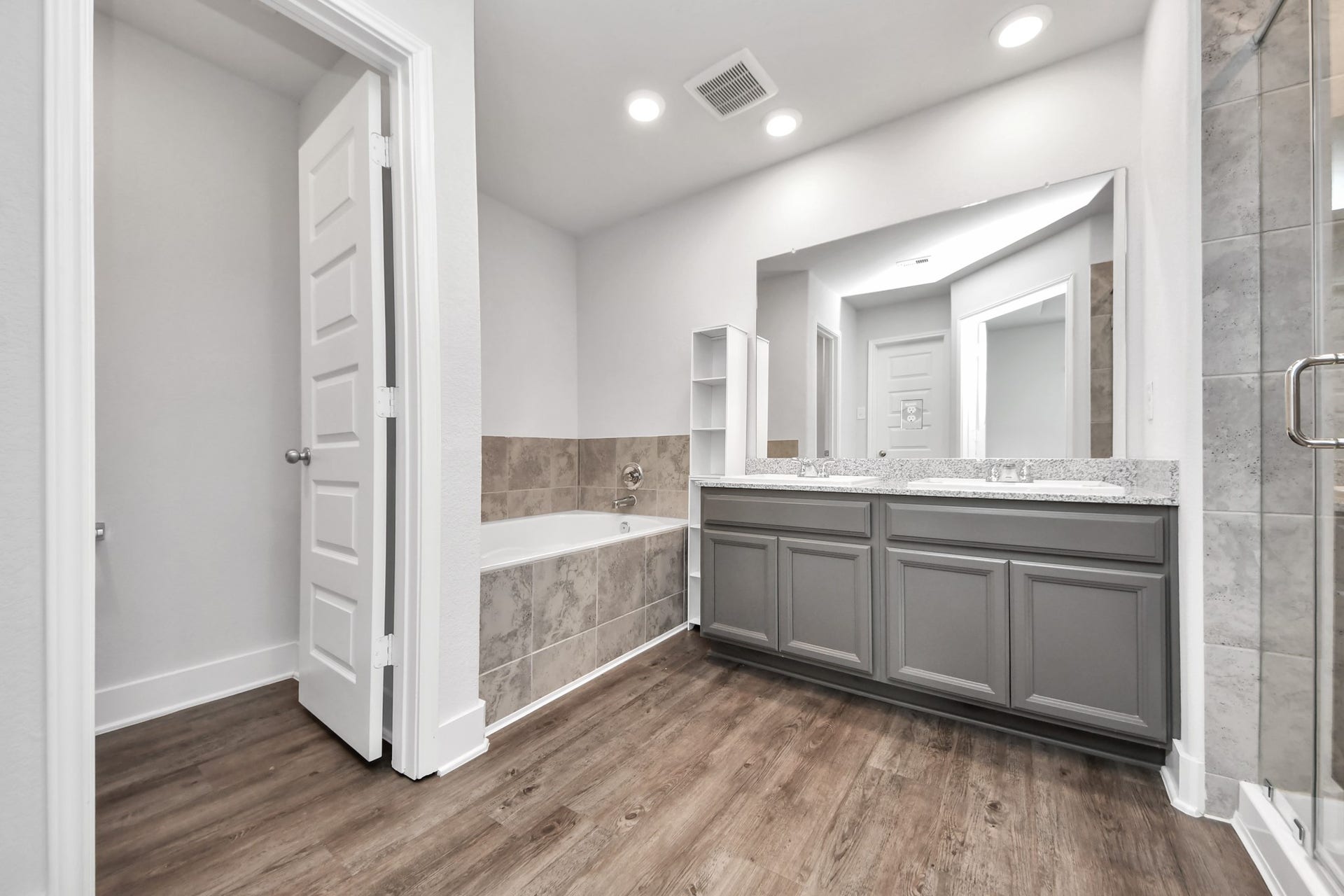 4423 Santorini Lane, Houston, TX 77045