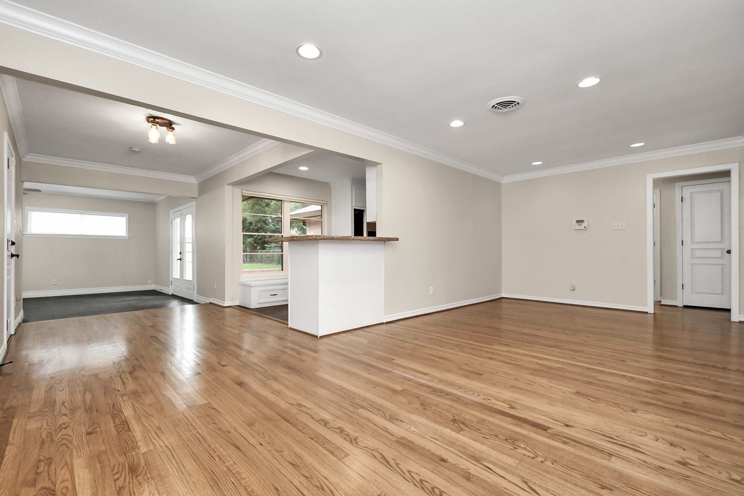 2314 Lamonte Lane, Houston, TX 77018 2314 Lamonte Lane, Houston, TX 77018