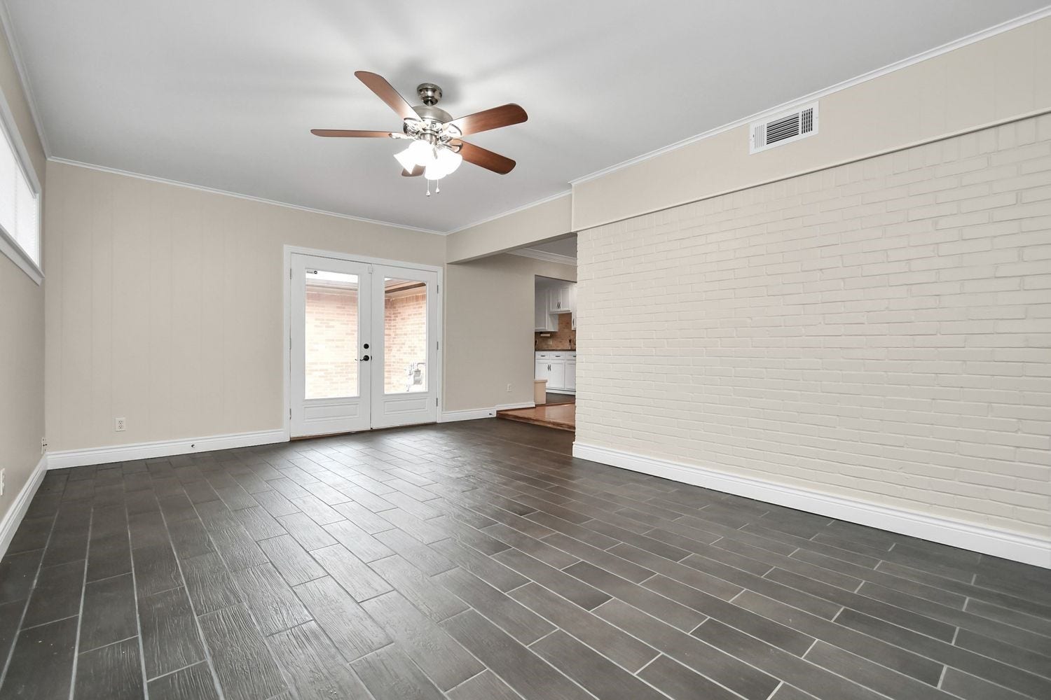 2314 Lamonte Lane, Houston, TX 77018 2314 Lamonte Lane, Houston, TX 77018