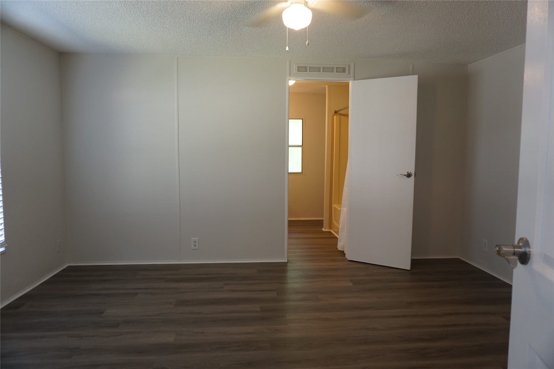 11404 Underwood, Willis, TX 77318 11404 Underwood, Willis, TX 77318