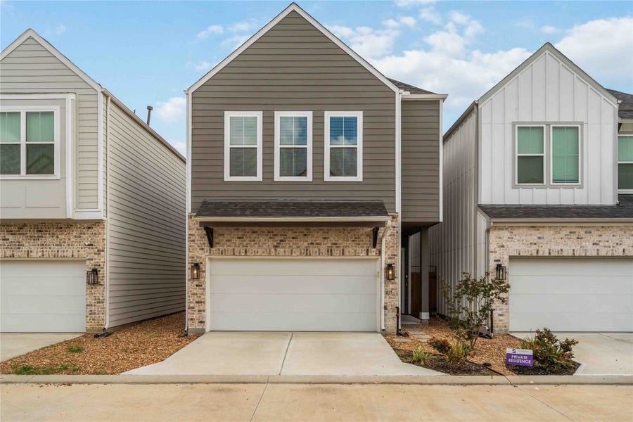 Property photo for 417 Stonework Landing Lane, Houston, TX