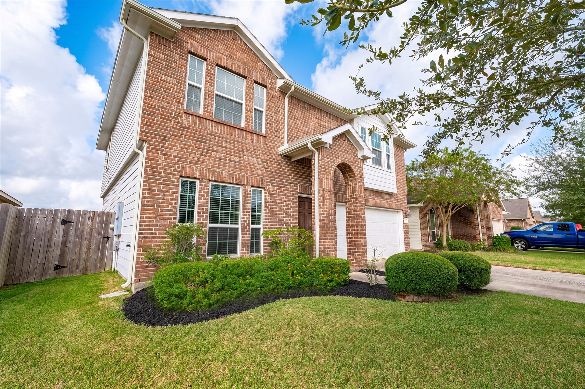 512 Forest Village Circle, La Marque, TX 77568 512 Forest Village Circle, La Marque, TX 77568