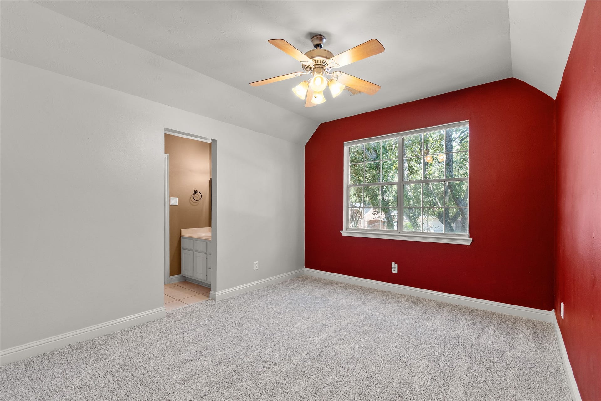 11 Saint Thomas Court, Houston, TX 77070 11 Saint Thomas Court, Houston, TX 77070