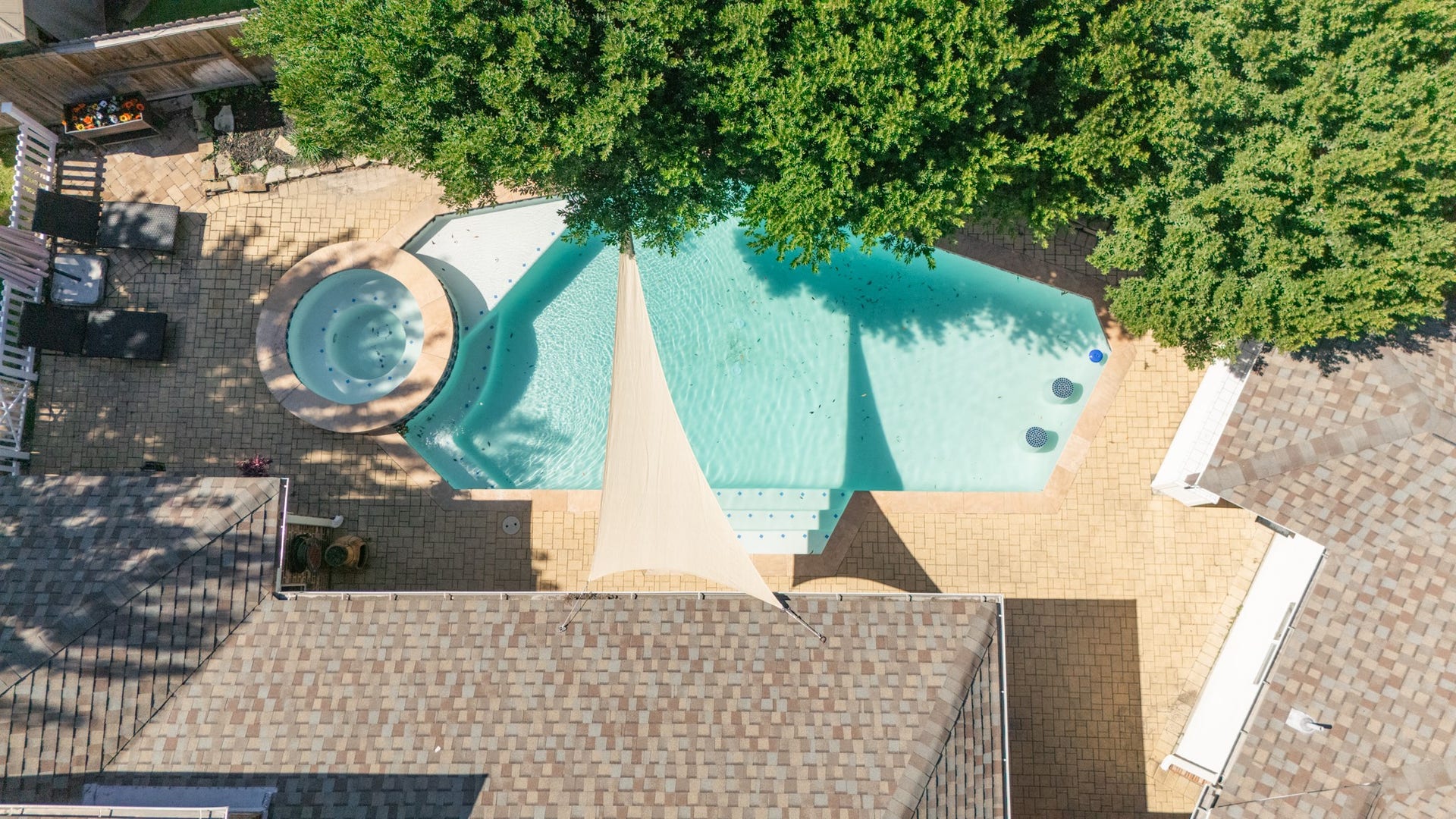 11 Saint Thomas Court, Houston, TX 77070 11 Saint Thomas Court, Houston, TX 77070