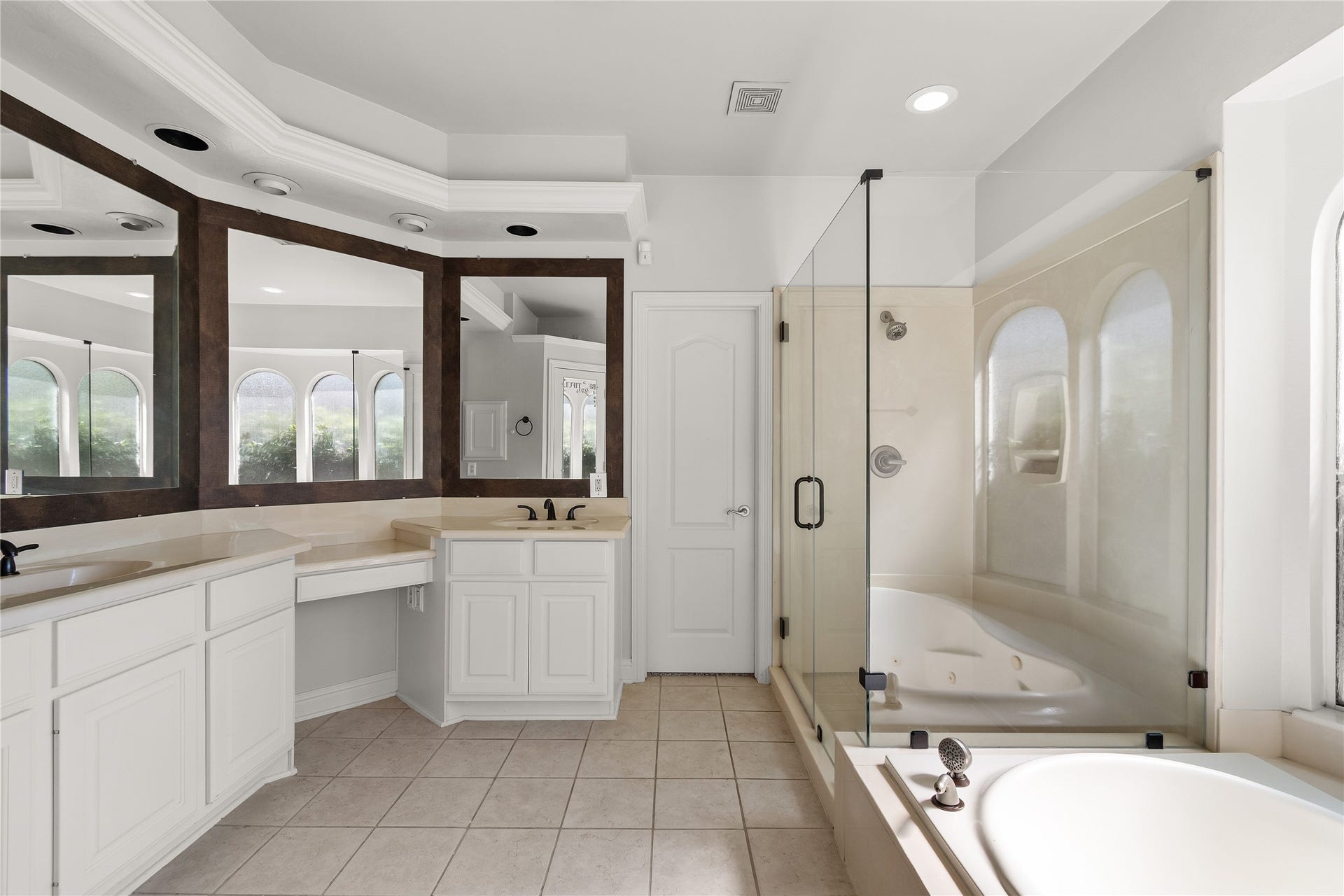 11 Saint Thomas Court, Houston, TX 77070 11 Saint Thomas Court, Houston, TX 77070