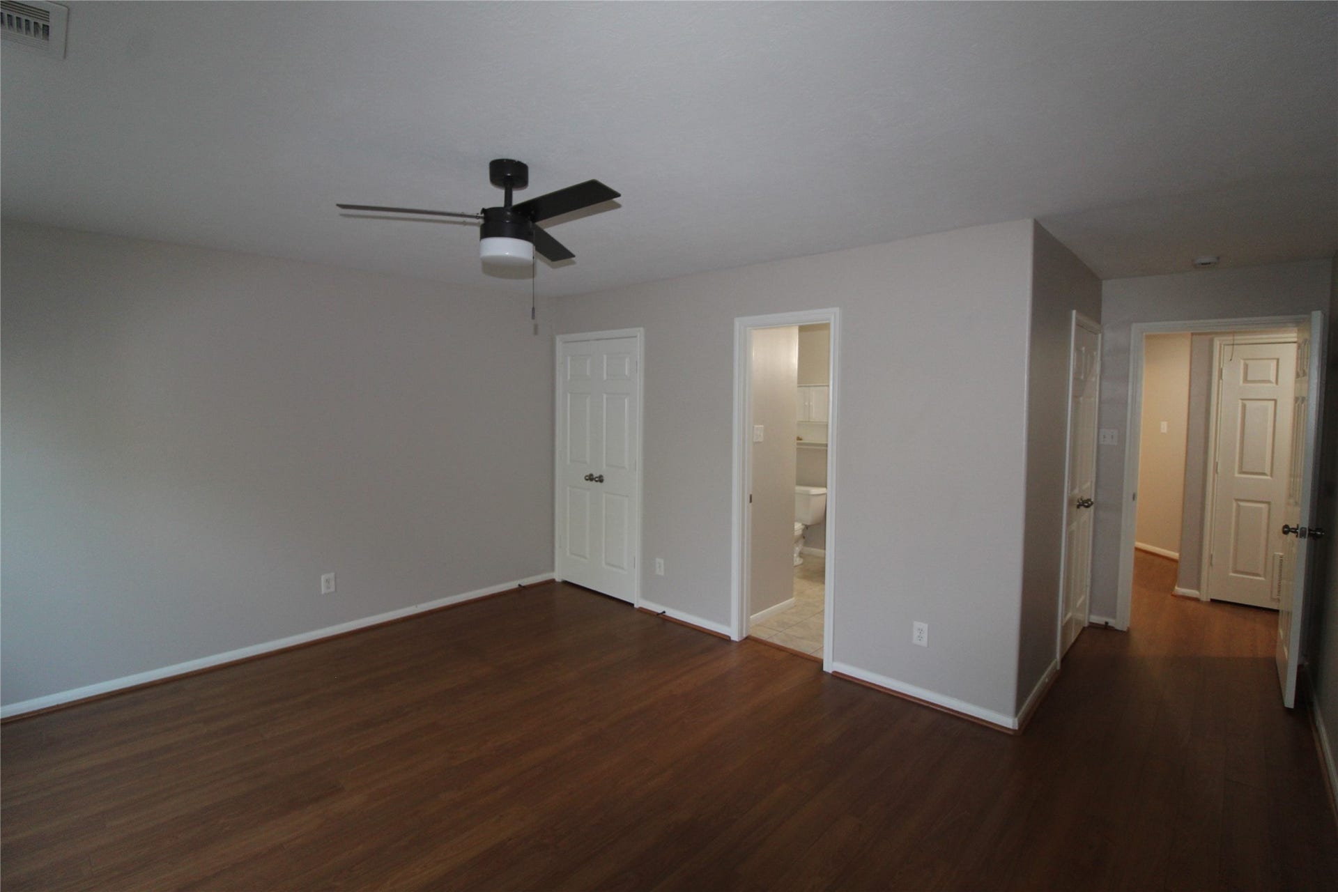 7816 Comal Street, #B, Houston, TX 77051 Spacious primary bedroom has dual closets