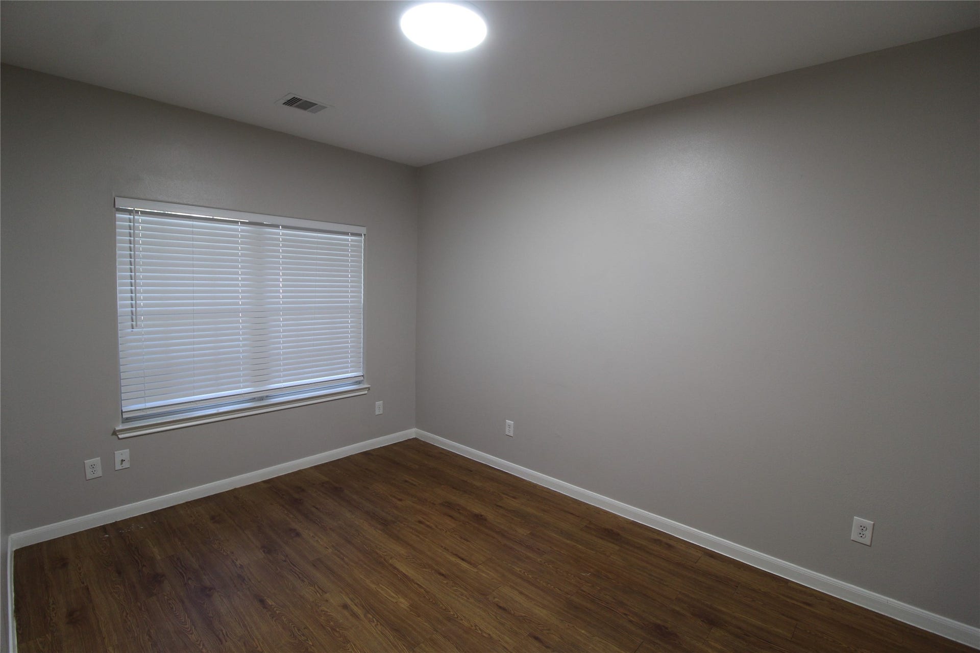 7816 Comal Street, #B, Houston, TX 77051 Downstairs room can be used as a bedroom, study, or flex space.