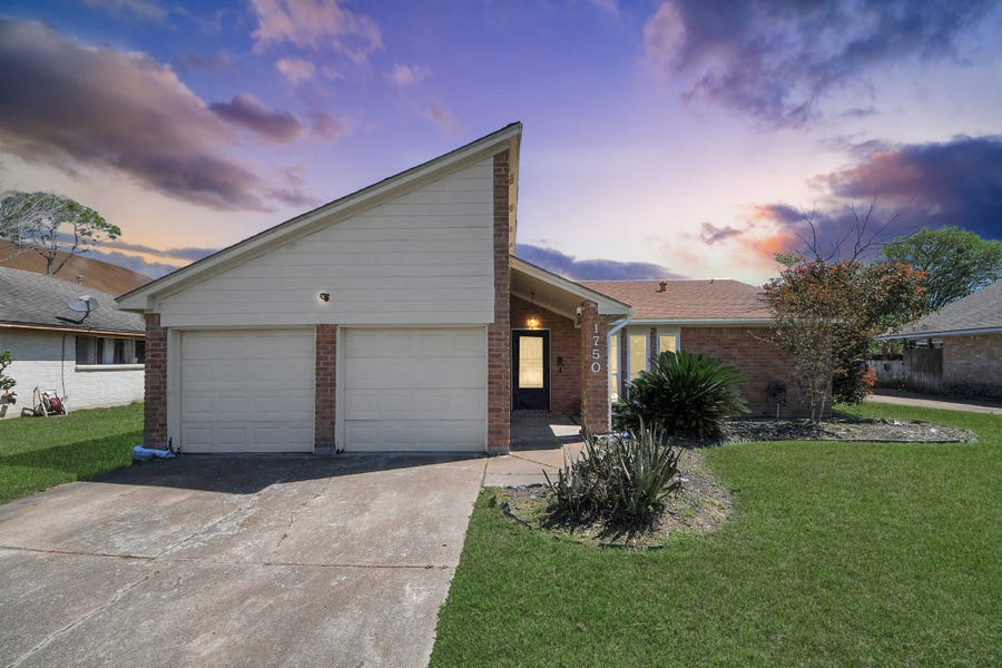 Property photo for 1750 Hilton Head Drive, Missouri City, TX