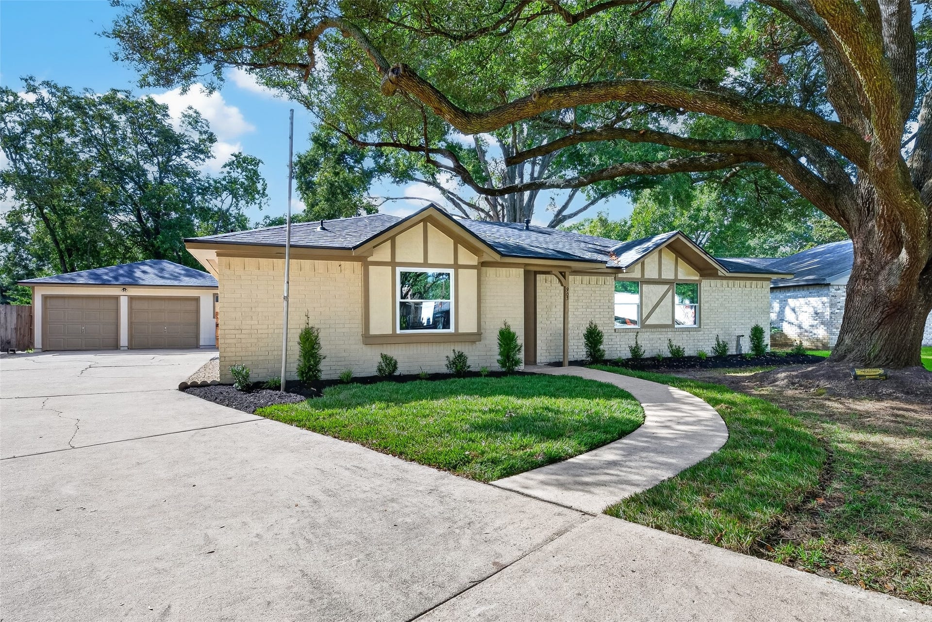 903 Chetwood Circle, League City, TX 77573 903 Chetwood Circle, League City, TX 77573